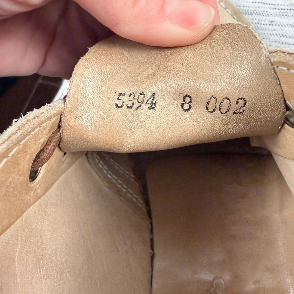 Bata Safari Men's Tan Suede Lace Up Chukka‎ Boots Size US 9/EU 41 Casual Minimal